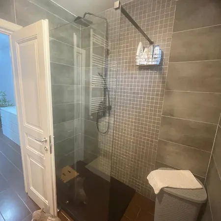 Apartment White Place Tei
